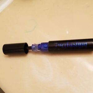 Kat Von D Everlasting Glimmer Veil